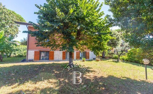 Casa en Grottaferrata, Lacio, Italia 1
