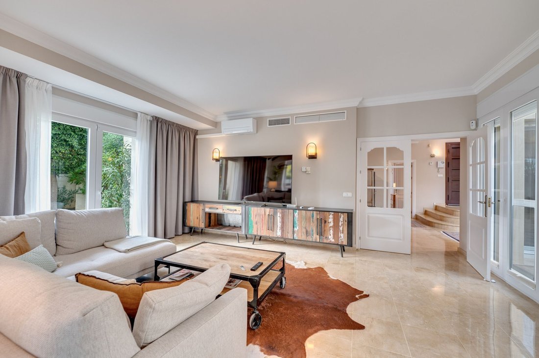 Villa a Elviria-Cabopino, Marbella, Spagna 5 - 15252070