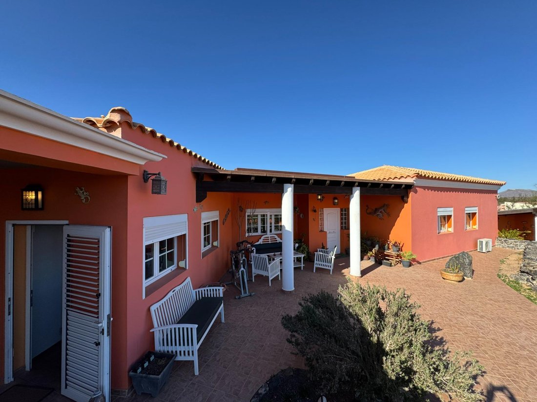 Villa in Tuineje, Canary Islands, Spain 2 - 15251554