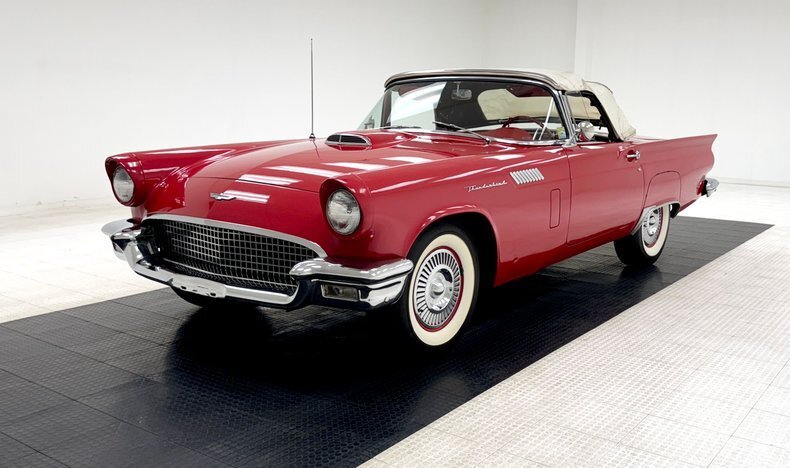 Cabriolet in Morgantown, United States 2 - 15255344