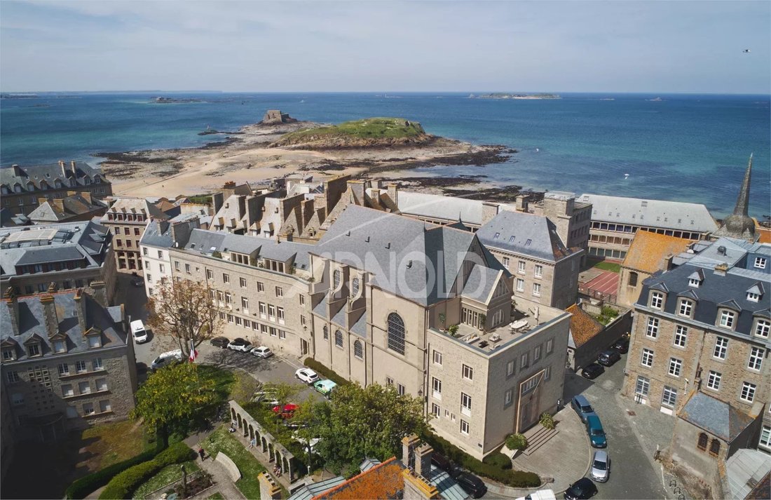 Apartment in Ploermel, Brittany, France 1 - 15258179