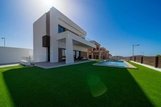 Chalet in Finestrat, Valencian Community, Spain 3 - 15258452