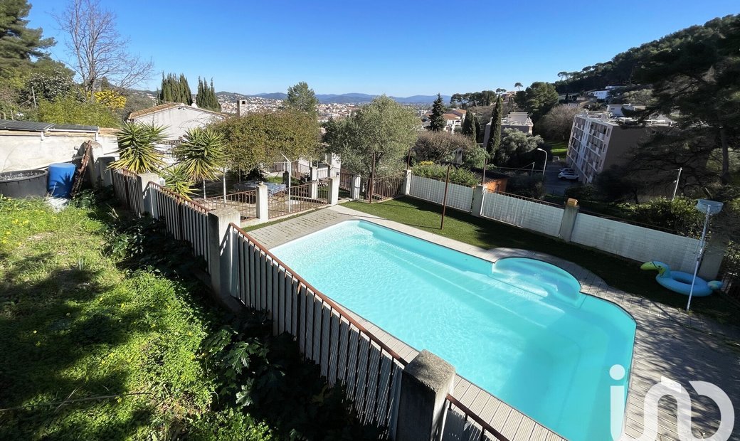 Vente Maison/Villa 5 Pièces In Hyères, Provence Alpes Côte D'azur