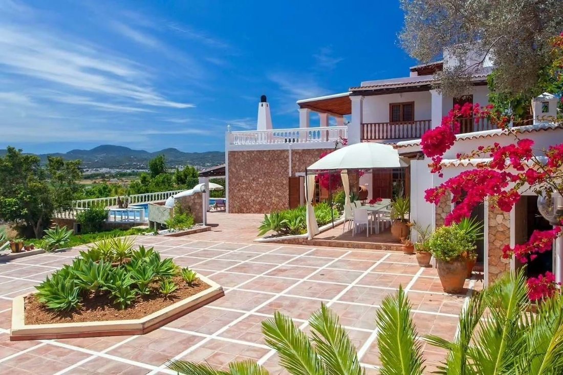 Villa in Sant Antoni de Portmany, Balearische Inseln, Spanien 4 - 13698371