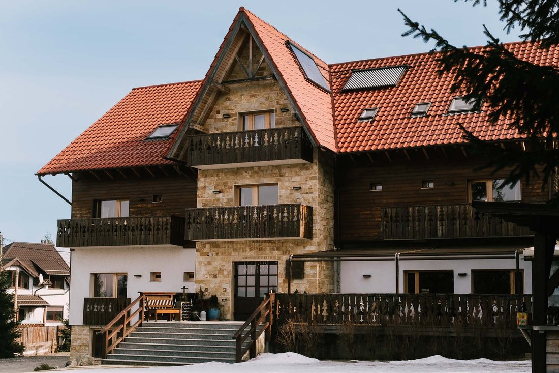 House in Beliș, Cluj County, Romania 1 - 15259638