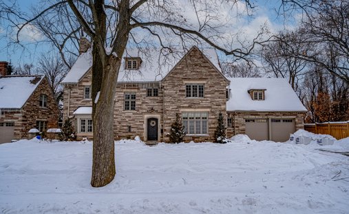 House in Hamilton, Ontario, Canada 1