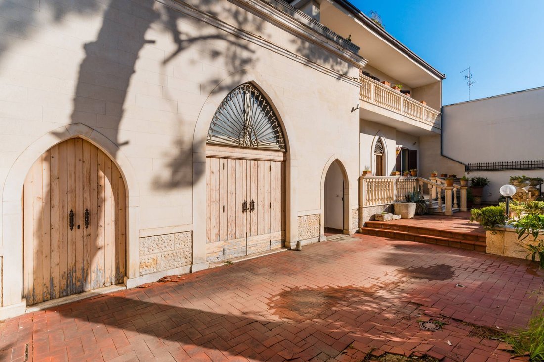 Casa en Adelfia, Apulia, Italia 3 - 15259714