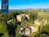 Castle for Sale in Sant'Antonio, Tuscany, Italy