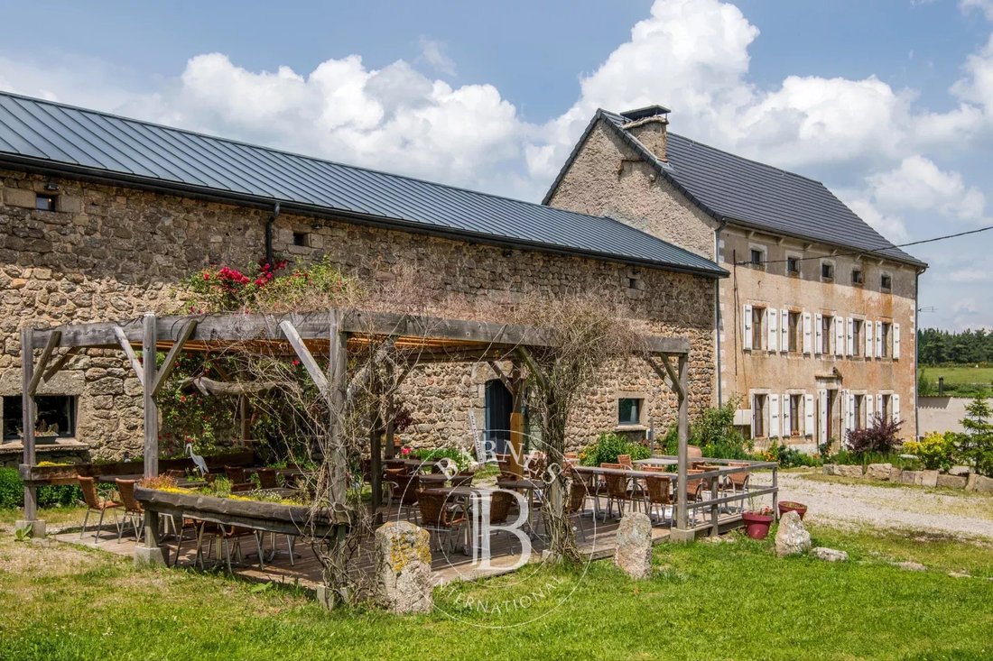 Estate in Grandrieu, Occitania, France 1 - 14440780