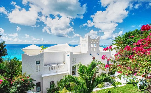 Villa in Cole Bay, Sint Maarten 1