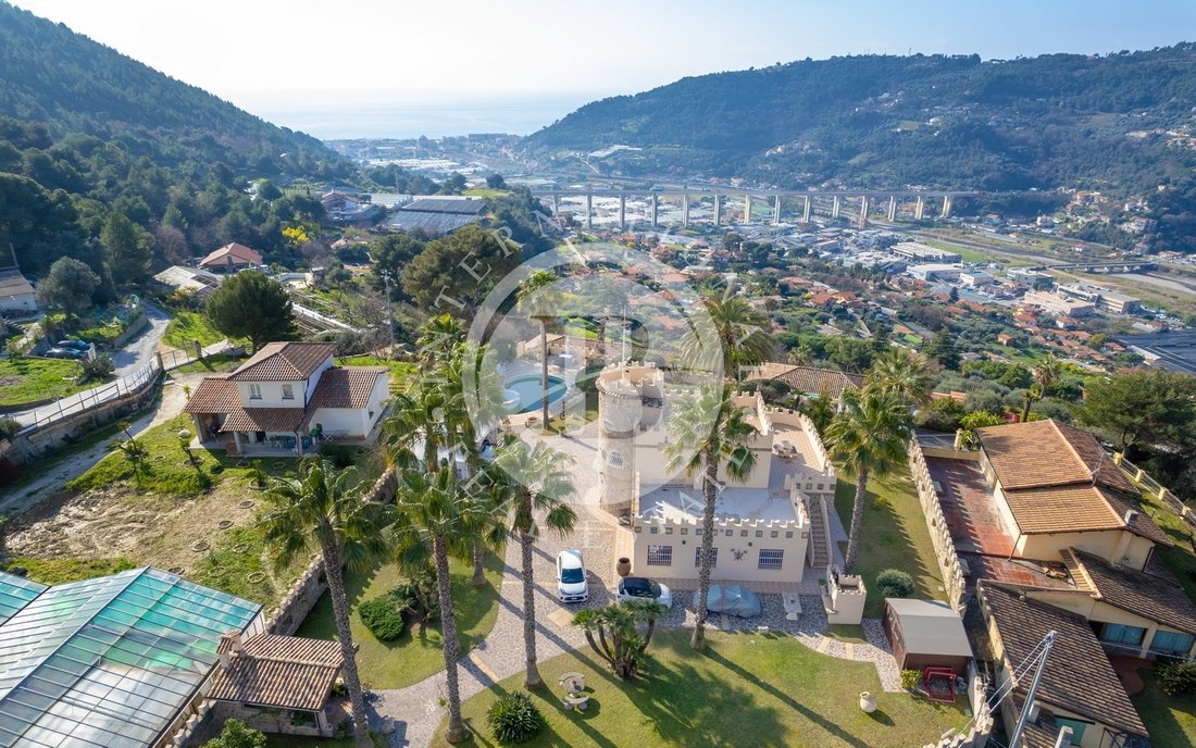 Villa in Camporosso, Liguria, Italy 4 - 15264133