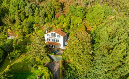 House in Santo António Da Serra, Madeira, Portugal 1