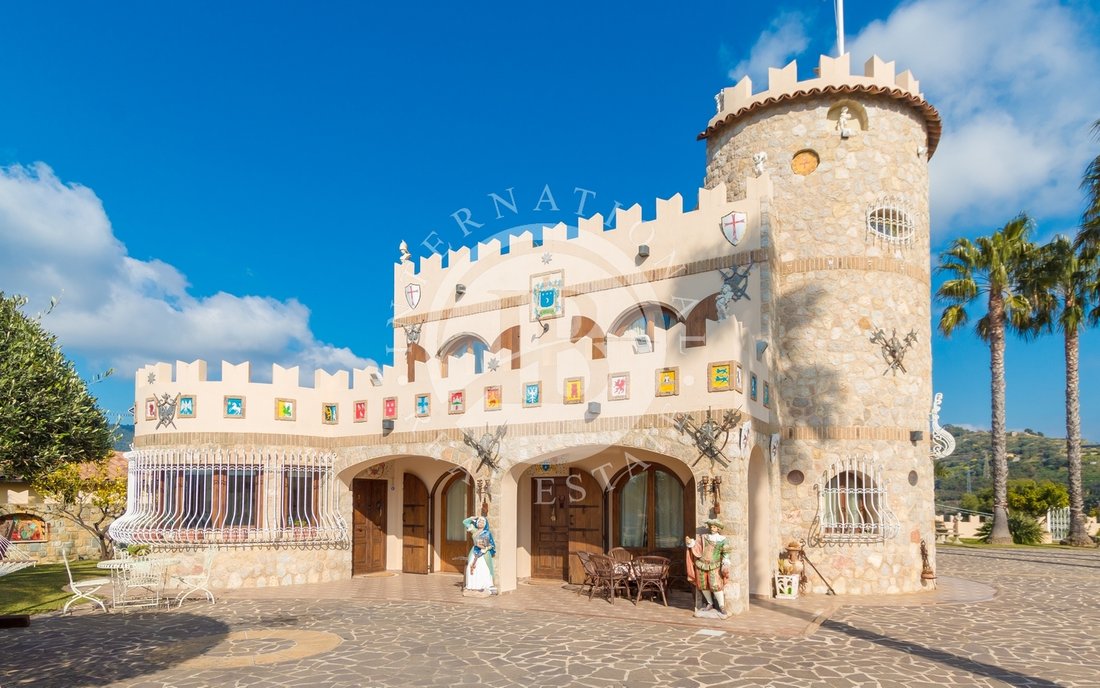 Villa in Camporosso, Liguria, Italy 3 - 15264133