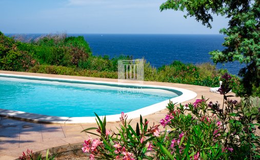Villa a Trinità d'Agultu e Vignola, Sardegna, Italia 1