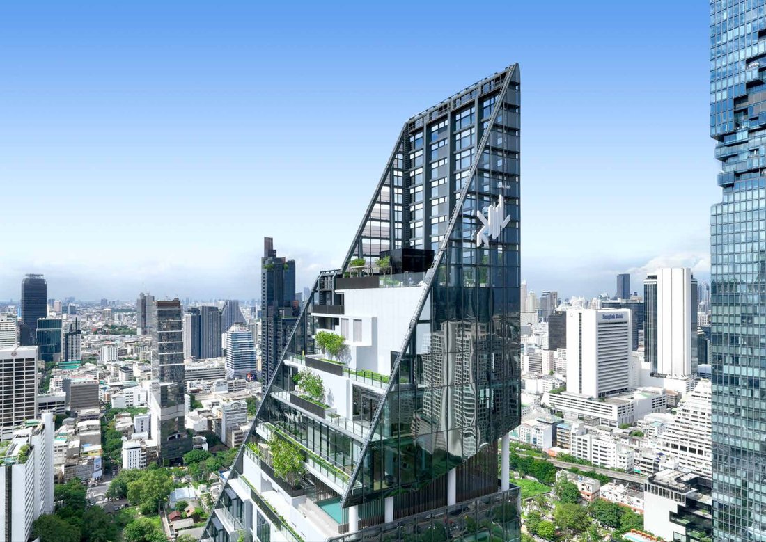 Modern Masterpiece: Exclusive Penthouse in Sathorn CBD
