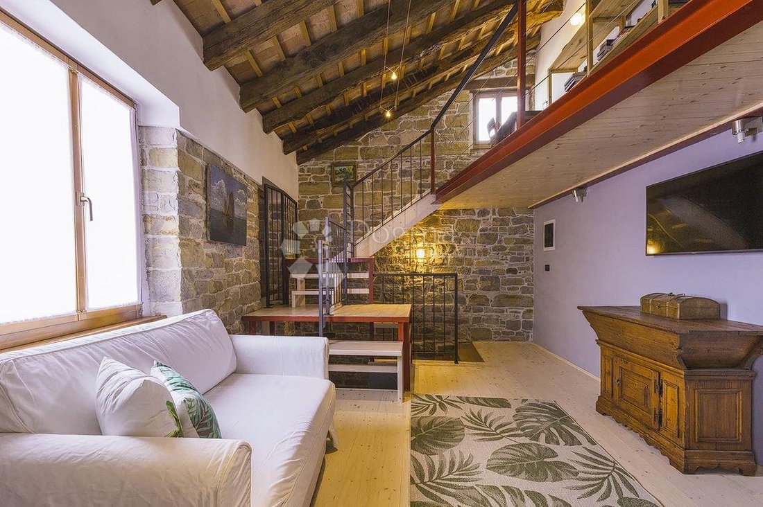 House in Oprtalj, Istria County, Croatia 1 - 15265996