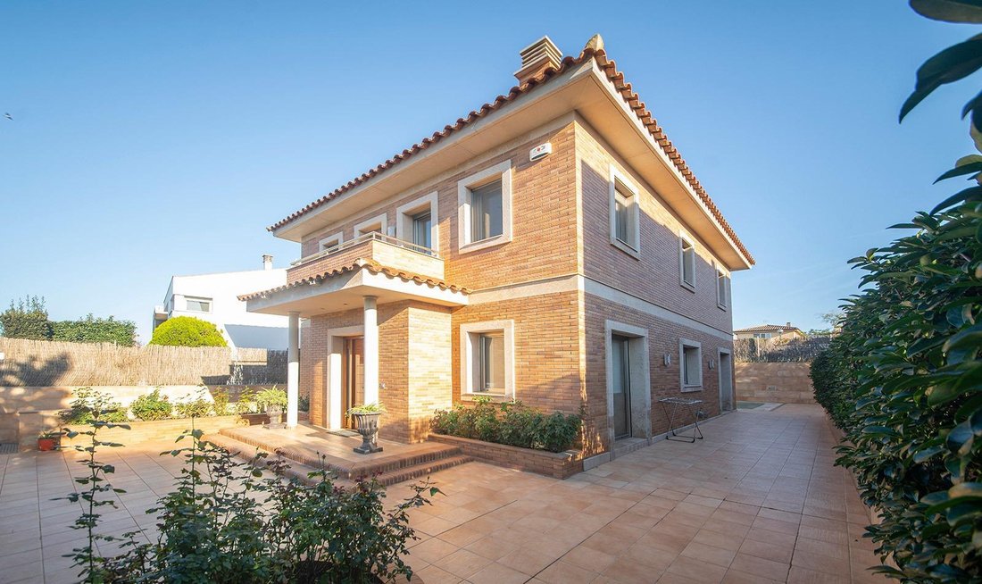 House in Vilafranca del Penedes, Catalonia, Spain 3 - 15265464