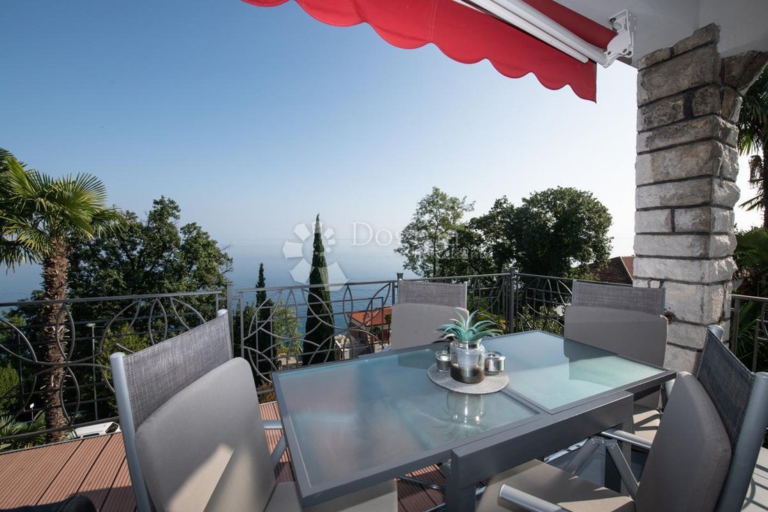 Apartment in Grad Opatija, Primorje-Gorski Kotar County, Croatia 1 - 15266303