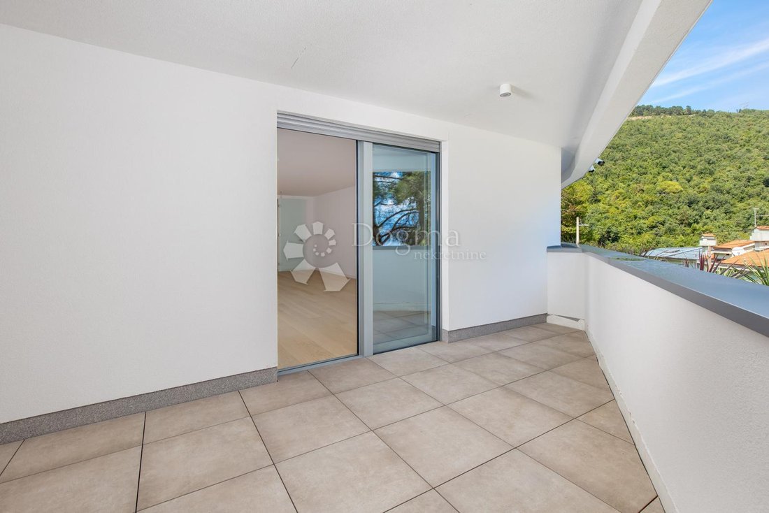 Apartment in Grad Opatija, Primorje-Gorski Kotar County, Croatia 3 - 15265968