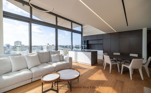 Apartment in Larnaca, Larnaca, Cyprus 1