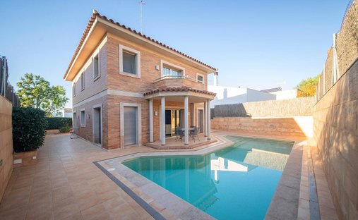 House in Vilafranca del Penedes, Catalonia, Spain 1