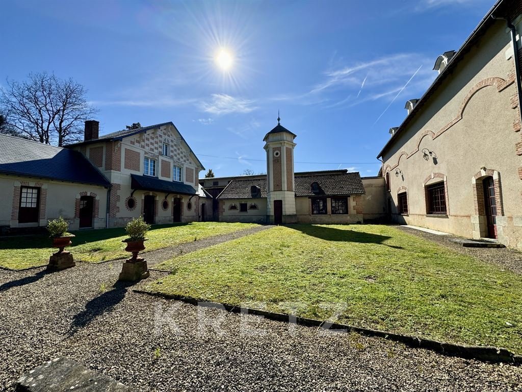 A Whisper of Alhambra in the Loire: A 16th-Century Moorish Château Reborn