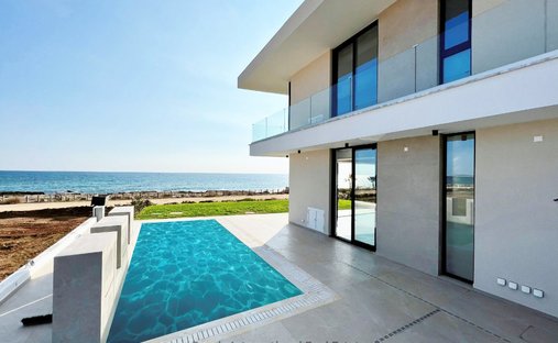 Villa in Sotira, Cyprus 1