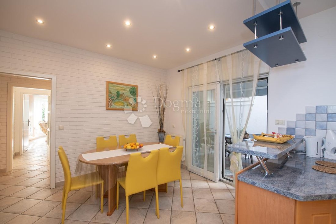 Apartment in Grad Opatija, Primorje-Gorski Kotar County, Croatia 4 - 15266303
