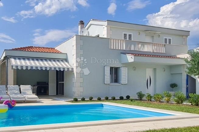 House in Vrsi, Zadar County, Croatia 1 - 15265865