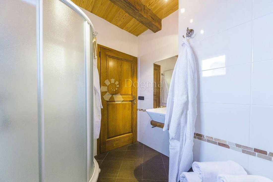 House in Oprtalj, Istria County, Croatia 5 - 15265996