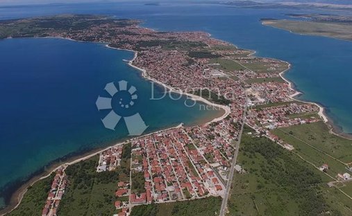Land in Vir, Zadar, Kroatien 1
