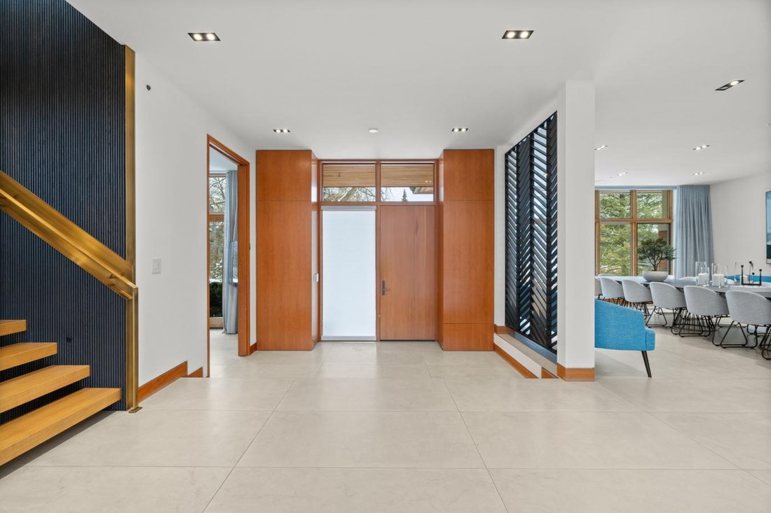 House in Toronto, Ontario, Canada 4 - 15265729