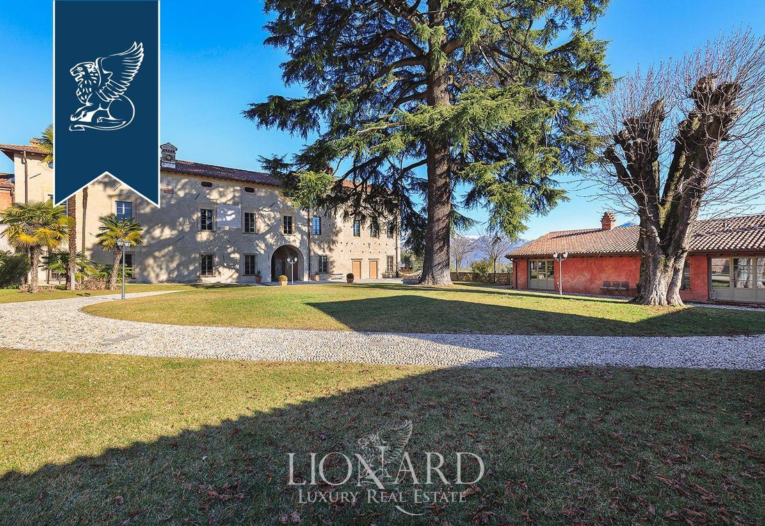 Villa in Iseo, Lombardy, Italy 3 - 15267371