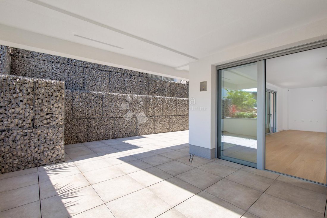 Apartment in Grad Opatija, Primorje-Gorski Kotar County, Croatia 2 - 15266002