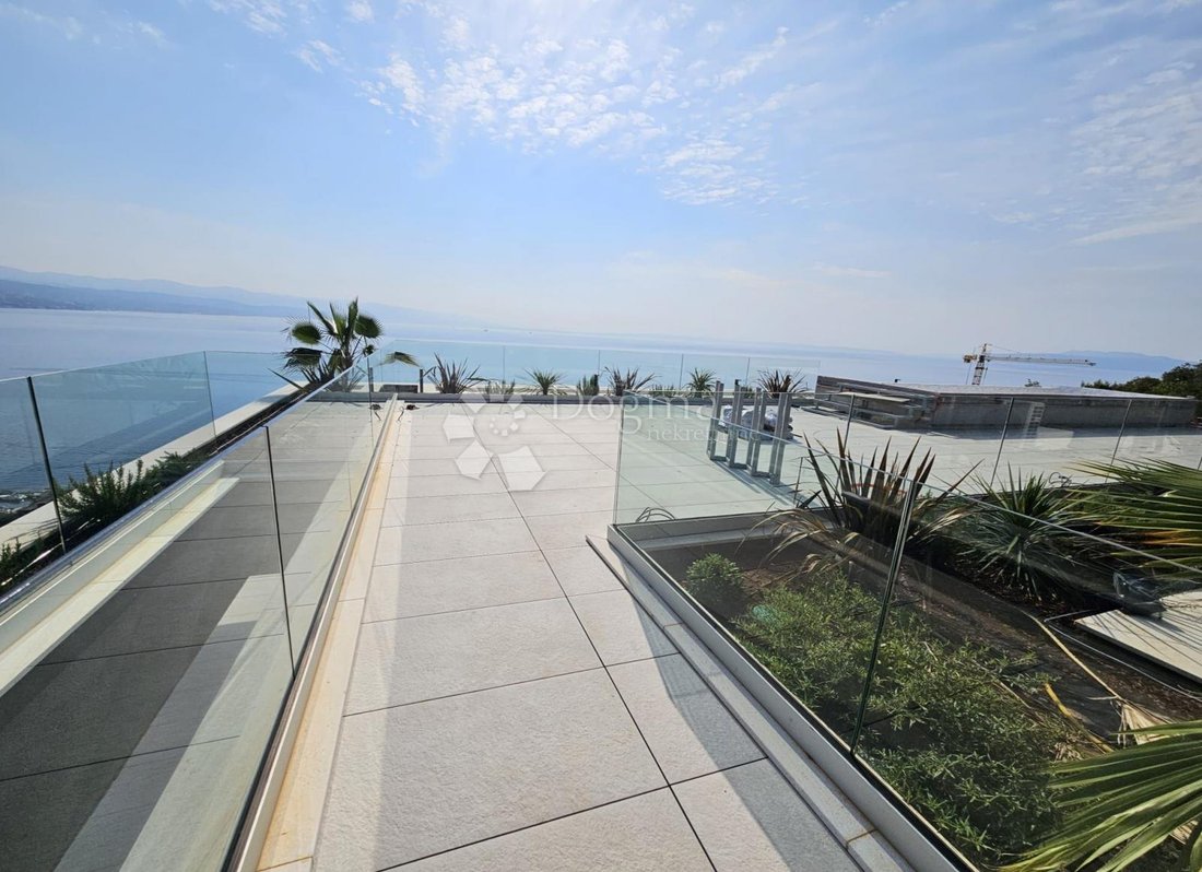 Apartment in Grad Opatija, Primorje-Gorski Kotar County, Croatia 1 - 15265958