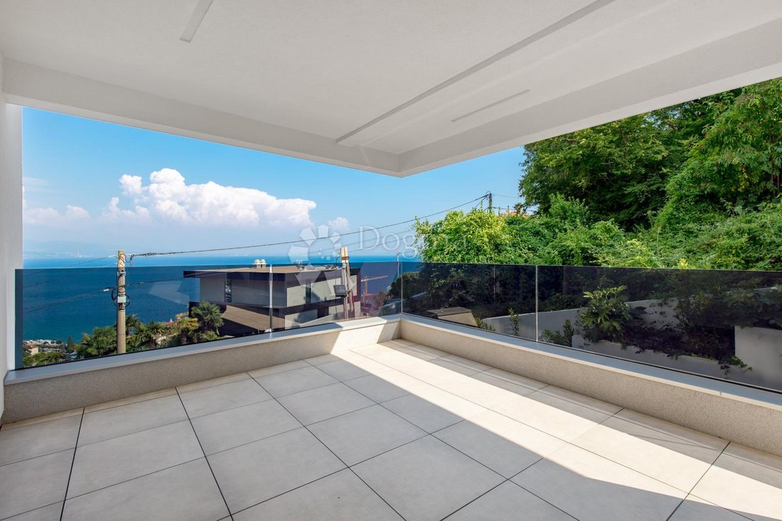 Apartment in Grad Opatija, Primorje-Gorski Kotar County, Croatia 1 - 15266005
