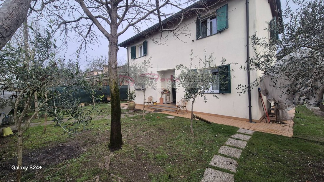 Villa in Cinquale, Montignoso, Tuscany 3 - 15266171