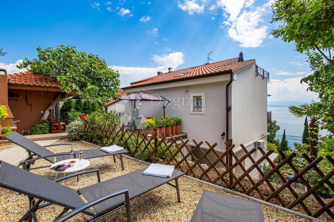 Apartment in Grad Opatija, Primorje-Gorski Kotar County, Croatia 3 - 15266304