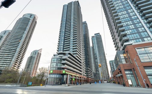 Condo in Toronto, Ontario, Canada 1
