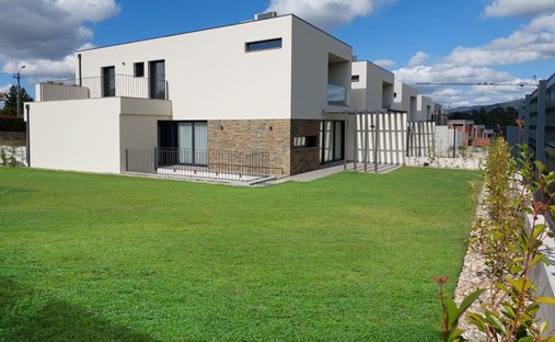 Villa a Palmeira, Braga, Portogallo 1