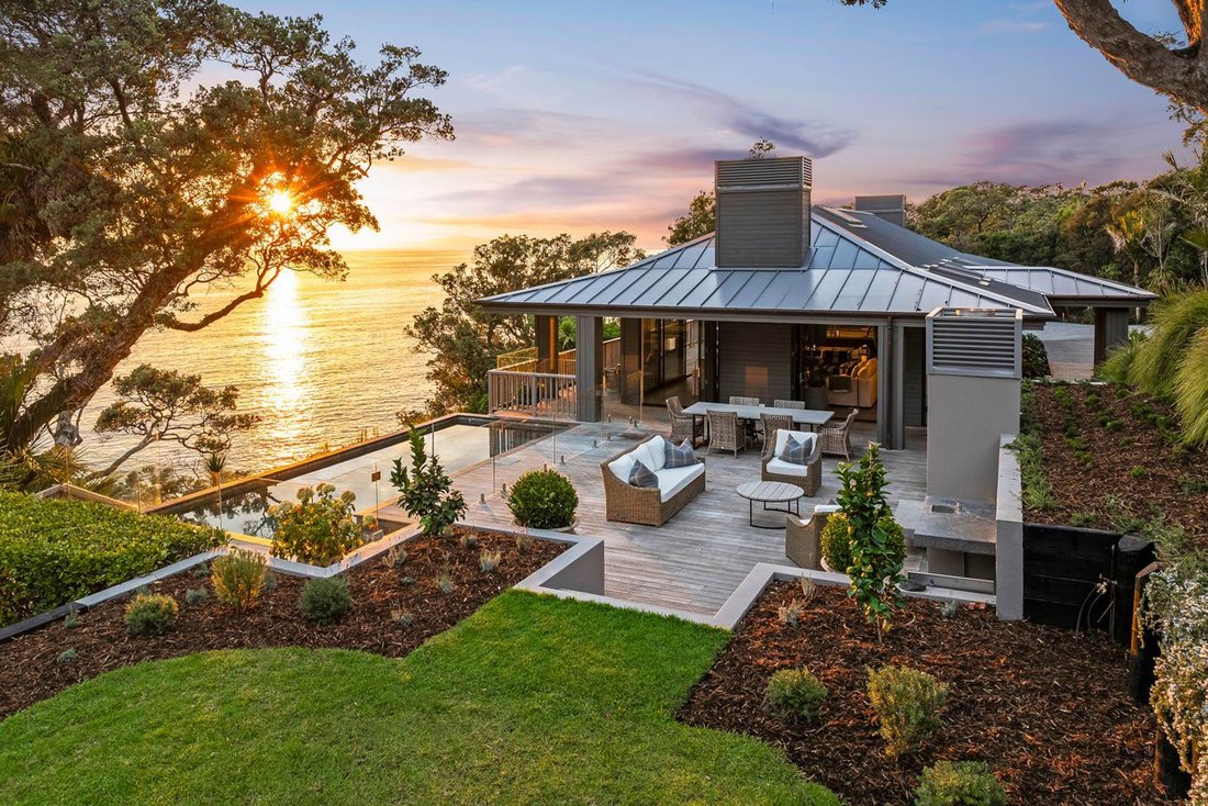 House in Ti Point, Auckland, New Zealand 1 - 15266861