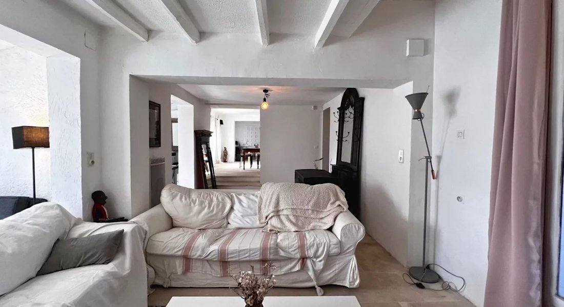 Country House in Villecroze, Provence-Alpes-Côte d'Azur, France 2 - 15267398