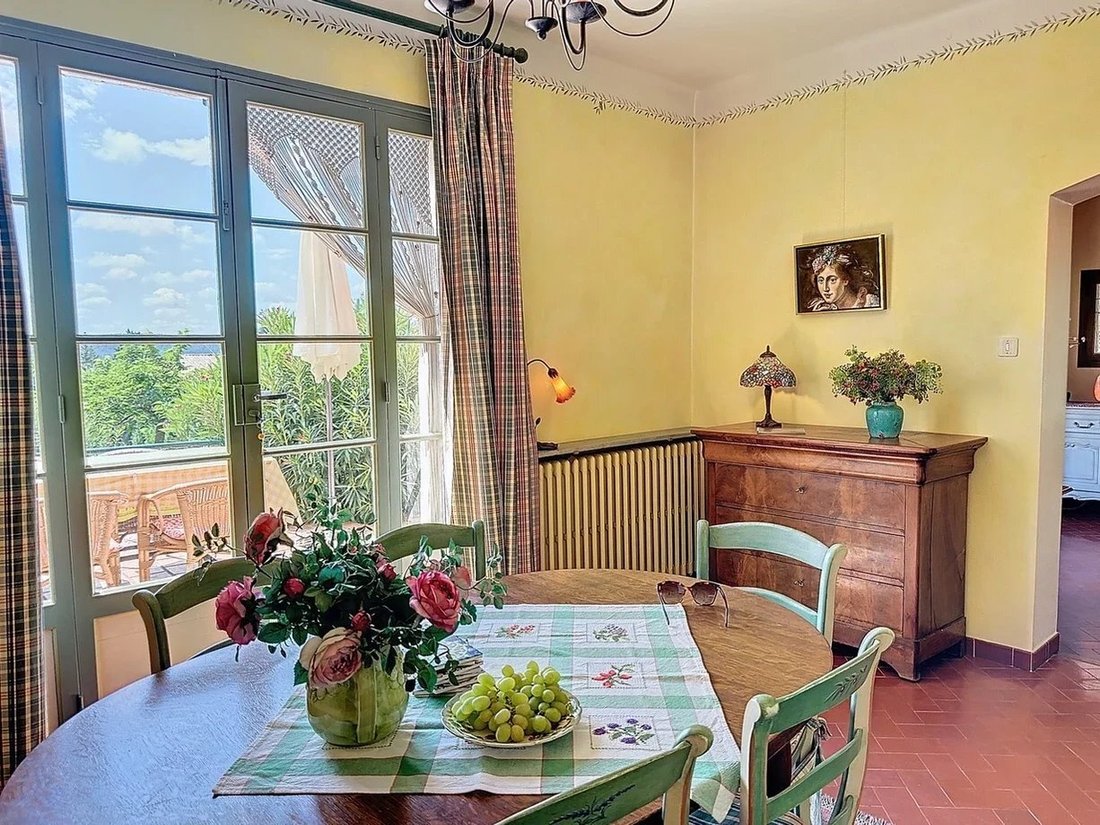Villa in Villecroze, Provence-Alpes-Côte d'Azur, France 3 - 15267394