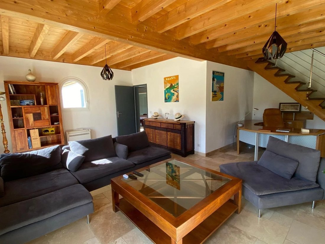 Villa in Salernes, Provence-Alpes-Côte d'Azur, France 3 - 15267395