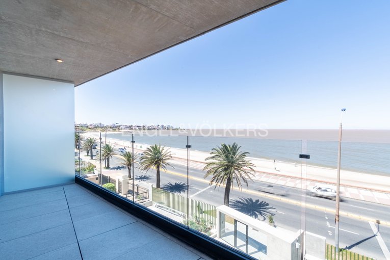 Apartment in Montevideo, Departamento de Montevideo, Uruguay 1 - 15268892
