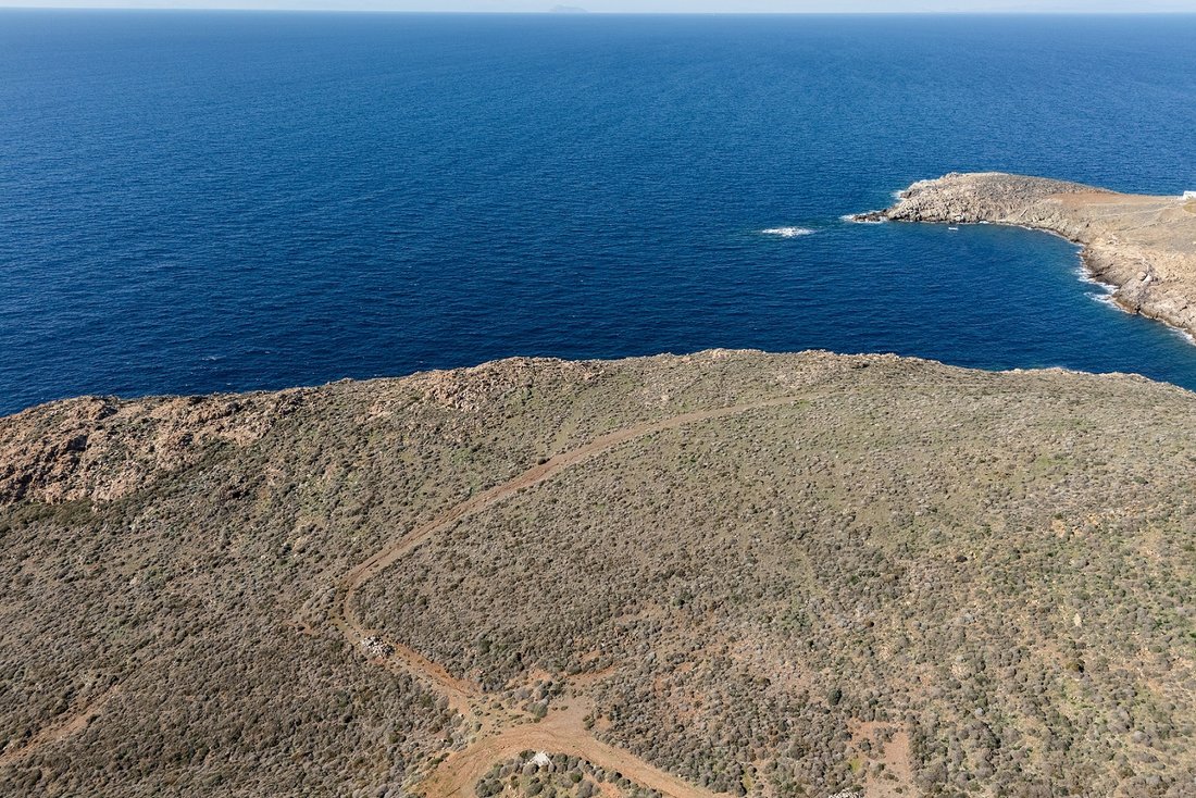 Land in Community of Dryopida, Aegean, Greece 1 - 15268709