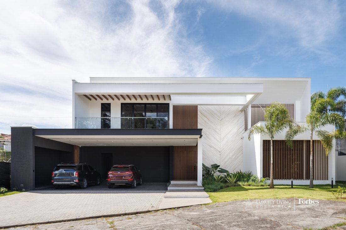 House in San Rafael de Escazú, San José Province, Costa Rica 2 - 15270368