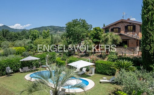Appartamento a Montecatini Terme, Toscana, Italia 1
