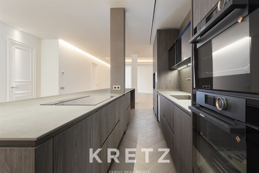 Appartamento a Eixample, Barcellona, Spagna 3 - 15268429