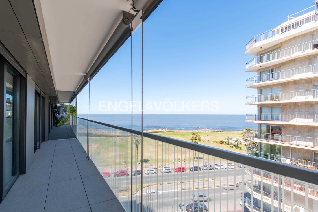 Apartment in Montevideo, Departamento de Montevideo, Uruguay 1 - 15268914